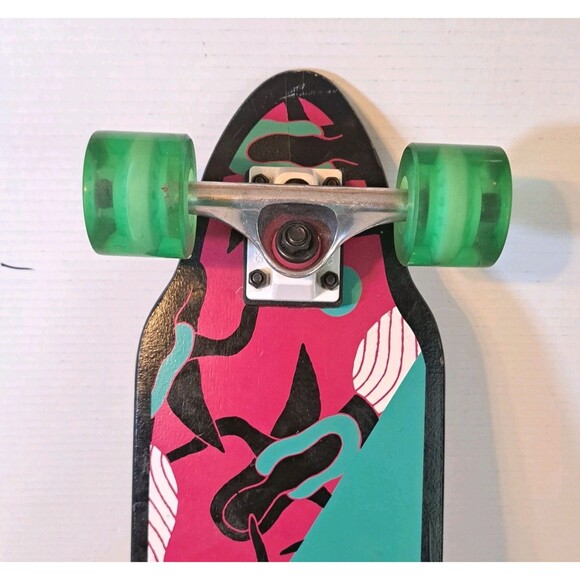 Kryptonics Skateboard Wood Red & Green Translucent Wheels Hawaiian Themed 26" - Picture 2 of 9